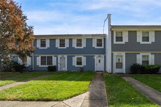 5721 Bramblegate Rd Unit D, Greensboro, NC 27409