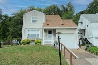 1002 7th St, Beaver, PA 15009