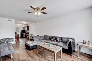 2200 San Gabriel St Unit 104, Austin, TX 78705