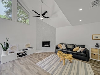 4623 Country Creek Dr Unit 1046L, Dallas, TX 75236