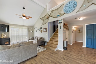 5015 1st Ave, Bay Saint Louis, MS 39520