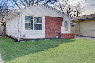 1253 Hilltop Dr, Akron, OH 44310