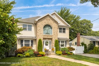 87 Detroit Ave, Staten Island, NY 10312