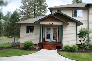 5087 Falcon Dr, Klamath Falls, OR 97601