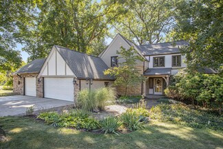 160 Shadywood Ln, Battle Creek, MI 49015
