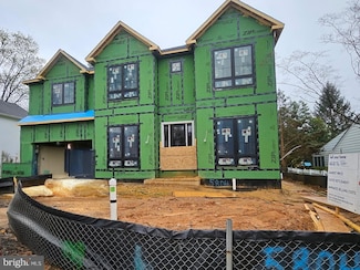 5804 Ridgefield Rd, Bethesda, MD 20816