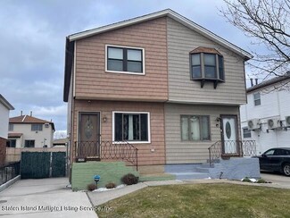 385 Stobe Ave, Staten Island, NY 10306