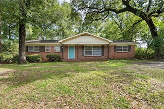 5416 Hilltop Dr N, Mobile, AL 36608
