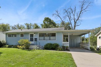 2517 Friendship St, Iowa City, IA 52245