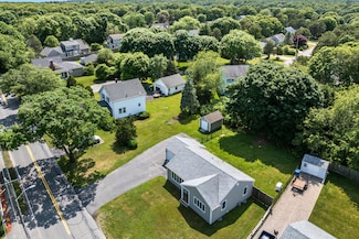 227 Davisville Rd, East Falmouth, MA 02536