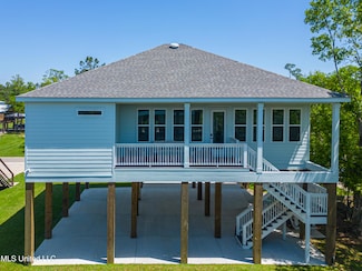 64 Fiber St, Bay St. Louis, MS 39520