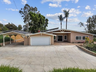 1852 Foxfire Rd, Fallbrook, CA 92028