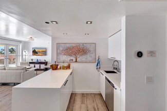 834 Ocean Dr Unit 402, Miami Beach, FL 33139