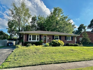136 Tartan Dr, Lexington, KY 40517