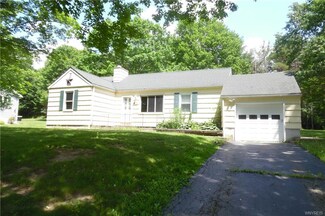 32 Sunset Ave, Wellsville, NY 14895
