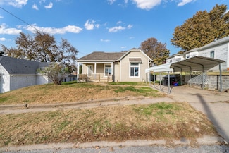 232 10th Ave, Council Bluffs, IA 51503