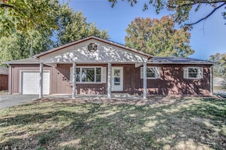 202 W Liberty St, Pleasant Hill, IL 62366