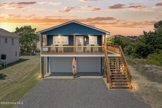 318 Sand Piper Ln, Supply, NC 28462