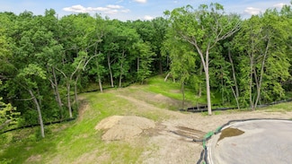 12806 Woodhaven Place, Minnetonka, MN 55331