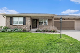 5843 Durham Ct, South Bend, IN 46614