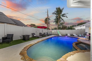 729 Heron Dr, Delray Beach, FL 33444