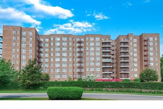 245 Rumsey Rd Unit 3R, Yonkers, NY 10701