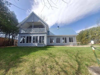 2716 Lake Shore Rd, Chazy, NY 12921