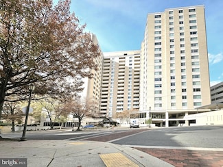 4601 N Park Ave, Chevy Chase, MD 20815