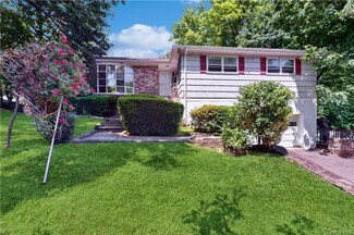 14 Greyrock Rd N, Port Chester, NY 10573