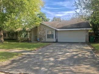 4219 W Terrace Creek Cir, Houston, TX 77014