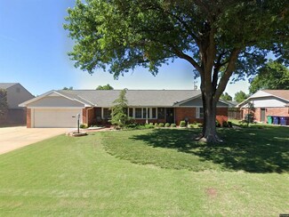 2933 Drakestone Ave, Oklahoma City, OK 73120