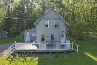 107 N Sedgwick Rd, Sedgwick, ME 04676