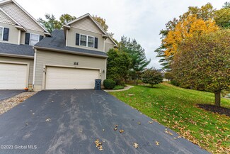 46 Donegal Way, Saratoga Springs, NY 12866