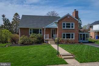 1526 Argonne Rd, Reading, PA 19601