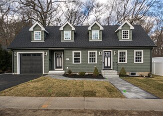40 Wheelock Rd, Waltham, MA 02453