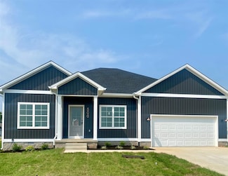 638 Cedar Hollow Dr, Bowling Green, KY 42101