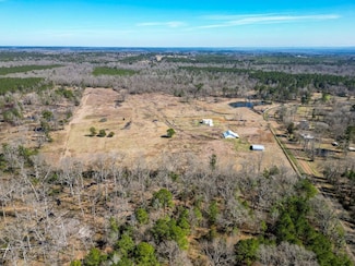 2252 Fm 728, Jefferson, TX 75657