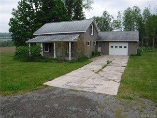 2707 Centerline Rd, Varysburg, NY 14167