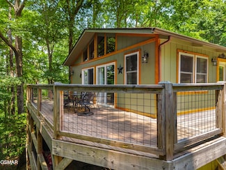 1439 N Arbon Ln, Gatlinburg, TN 37738