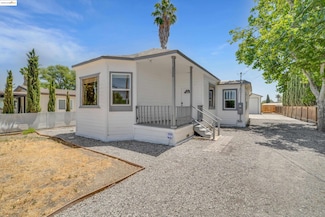 3208 Hosie Ave, Byron, CA 94514