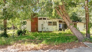 600 Virginia St, Kingstree, SC 29556