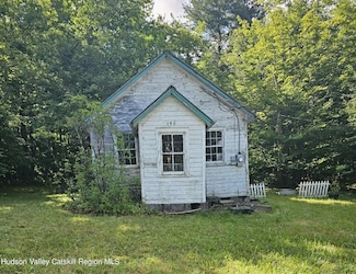 498 Yeagerville Rd, Napanoch, NY 12458