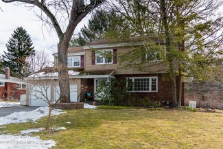 12 Orchard Grove, Albany, NY 12211