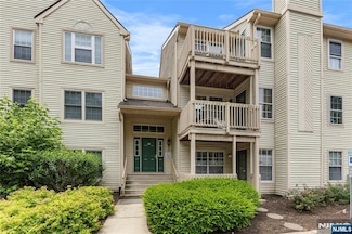 35 Spruce Ct Unit 116, Clifton, NJ 07014