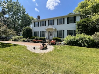 5 Summit Dr, Peru, NY 12972