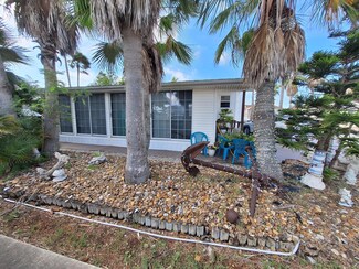 386 Sand Dollar Dr, Port Isabel, TX 78578