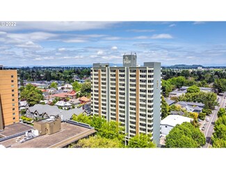 1220 NE 17th Ave Unit 4E, Portland, OR 97232