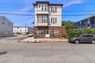 90 Hargraves St, Fall River, MA 02723
