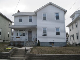 99 1/2 Searle St, Pittston, PA 18640