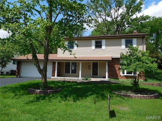 1207 Auber Dr, Ballwin, MO 63011